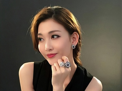 李彩樺經(jīng)紀人,代言演出經(jīng)紀